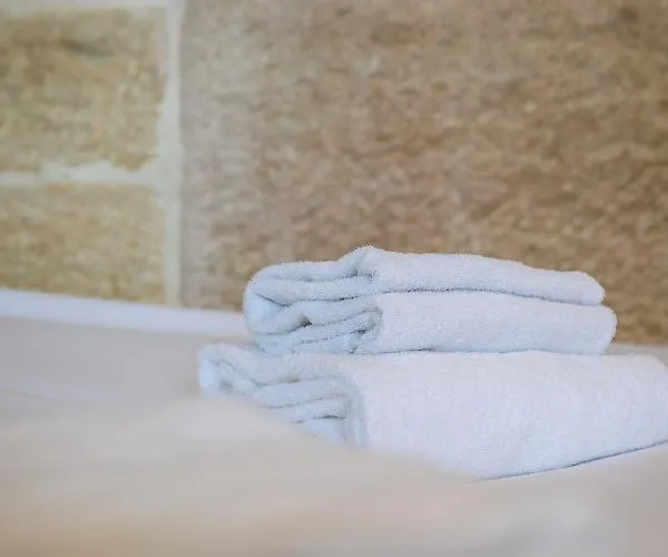 Le Saint B Au Pied De La Cathedrale Saint Benigne Διαμέρισμα